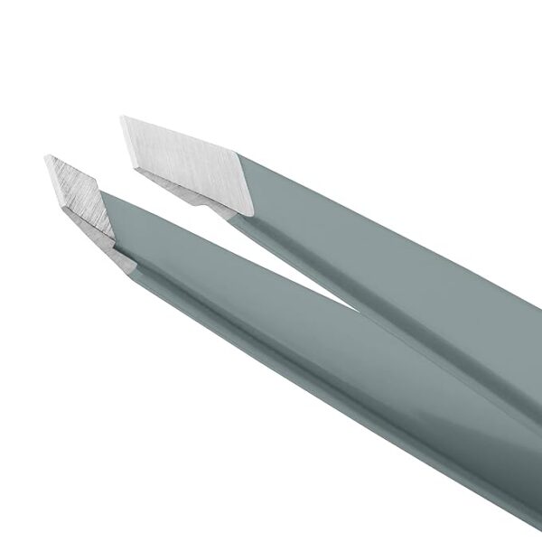 Tweezerman Exclusive Mist Blue Slant Tweezer - Image 2